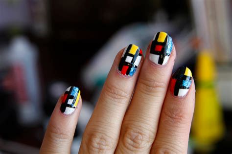 Nail Design with a Twist: Incorporating 3D Elements into Your Manicure