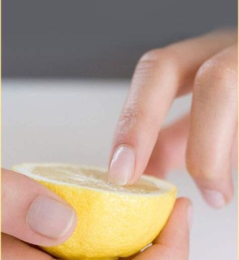 Natural Nail Care: How to Strengthen and Nourish Your Nails