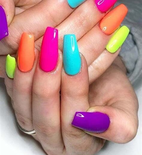 5 Bold and Colorful Nail Designs to Brighten Your Day