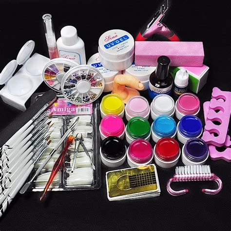 Nail Art Tools Every Nail Enthusiast Should Have